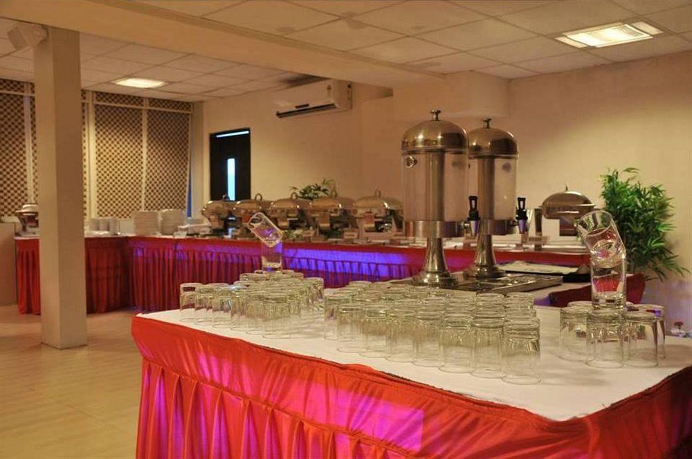 Pallavi A'Vida Navi Mumbai Luaran gambar